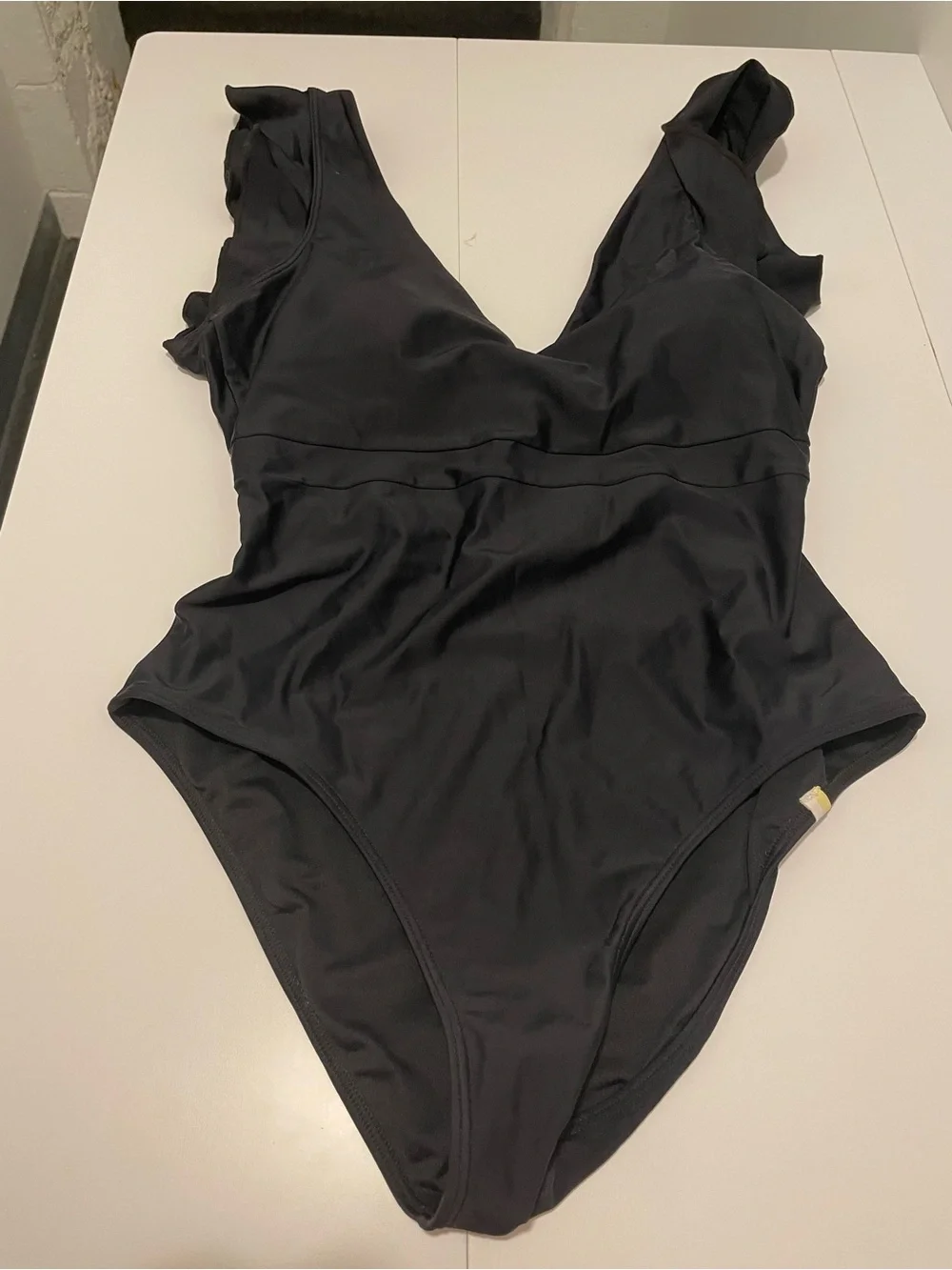 Summersalt Brand Women's 8 Ruffle Backflip Swimsuit Black Sea Urchin